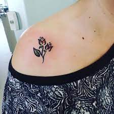 Pin En Tatto No importa si apenas estás comenzando ahora o agregando a la colección que ya tienes, un tatuaje pequeño es una excelente. pin en tatto