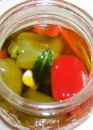 Conserve De Poivrons Marines A L Huile D Olive Toute La Cuisine Que J Aime Recettes De Cuisine Poivrons Marines Recettes De Conserve
