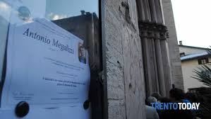 Ha scritto romanzi, racconti, saggi, articoli per blog e siti d'informazione, format radiofonici e televisivi. Morto Antonio Megalizzi Il Giovane Giornalista Trentino Non Ce L Ha Fatta