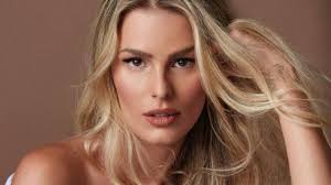 Large gallery of yasmin brunet pics. Bg0m3gnmx6l9nm