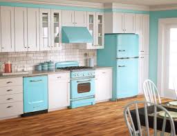 modern 1950s kitchen! retro kitchen