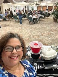 Misti Daniel's Instagram, Twitter & Facebook