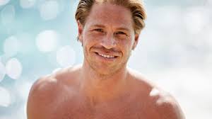 Maybe you would like to learn more about one of these? Bekommt Der Karlsruher Kandidat Eine Rose Von Der Bachelorette