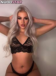 Jula Mayana  barbie420babe  julamayanaaa Nude Leaks OnlyFans Photo 27 -  NudoStar