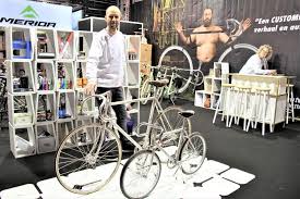 Check spelling or type a new query. Marniek Kint Is De Enige Kortrijkse Fietsmaker Op Velofollies Het Evolueert Bijzonder Snel Kw Be