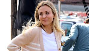 Actor kaley cuoco said she's serious about her offer to buy the horse that was hit by germany's modern pentathlon coach during the showjumping round of the event at the tokyo olympics last week. Kaley Cuoco Had No Idea How To Do A Bed Scene After Big Bang Theory