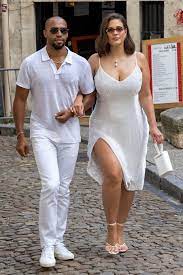 1 day ago · ashley graham is ready for baby no. Ashley Graham Is Expecting Her First Child Vogue Paris