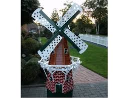 Die flügel der mühle sind kugelgelagert und drehen sich somit sehr leicht, auch schon bei. Toom Kreativwerkstatt Gartenwindmuhle