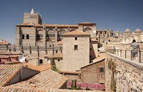 Avila deve la sua caratteristica architettonica al fatto di essere fu fondata nel xi secolo come baluardo della spagna cristiana a difesa dalla spagna musulmana. Cosa Vedere Ad Avila Spagna Le Mura Unesco E La Citta Di Santa Teresa Foto Di Viaggio Fotografia Di Viaggio Viaggi