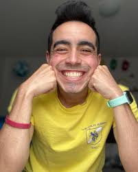 Andres Lovato's Instagram, Twitter & Facebook