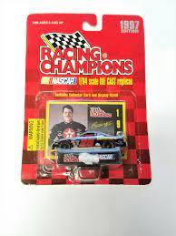 Nascar 1997 racing champions #28 ernie irvan havoline die cast scale 1/64 nip. 1997 Racing Champions 1 64 28 Ernie Irvan Havoline Nascar Diecast Car Heroes Sports Cards