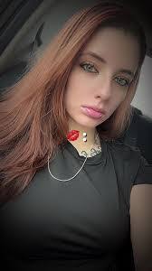 Britney Hicks's Instagram, Twitter & Facebook