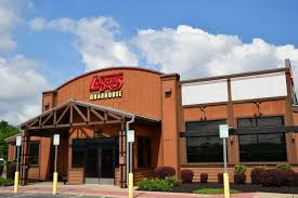 Logan S Roadhouse In Sevierville Sevierville Logans Roadhouse Outdoor Decor