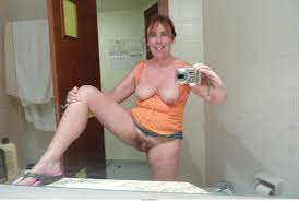 Average wife nude pics