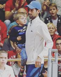 Novak đoković čestitao sinu stefanu rođendan najslađom zajedničkom fotografijom. 224 SviÑ'aÑša 2 Komentara Stefan Tara Djokovic Djokovic Kids U AplikaciÑ˜i Instagram Nole Son St Double Breasted Suit Jacket Suit Jacket Chef Jackets