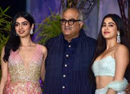 Find janhvi kapoor news headlines, photos, videos, comments, blog posts and opinion at the indian express. Boney Kapoor Shares His Daughters Janhvi Kapoor And Khushi Kapoor S Paintings Praises Their Creativity During Lockdown Bollywood News Bollywood Hungama