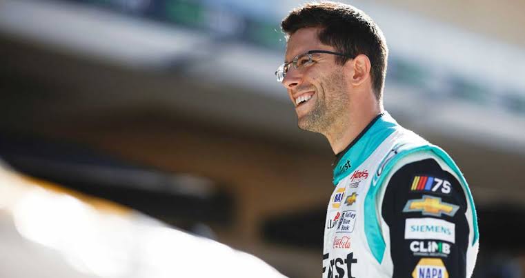 Fans Pour in Their Wishes as Racing Star Makes Announcement