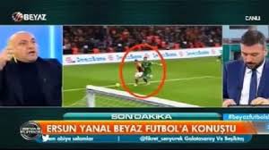 Beyaz futbol tatil'de programı için kıbrıs'a giden beyaz futbol ekibi bu kez halı sahada karşı karşıya geldi. Sinan Engin Suc Duyurusunda Bulunurum
