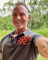 Paul Smulders|Realtor|Survivor (@survivor_paul) • Instagram photos and  videos