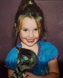 Taylor Knutson's Instagram, Twitter & Facebook