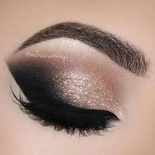 Black And Gold Smokey Eye Makeup 