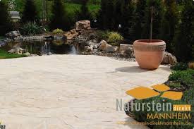 Polygonalplatten Kalkstein Dalmacija Creme Beige Gelb 3 3 5 Cm Stark Mediterrane Gartengestaltung Kalkstein Steinterrasse