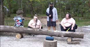 Wings and Boogie splitting wood on Lolcow Live : rPKA