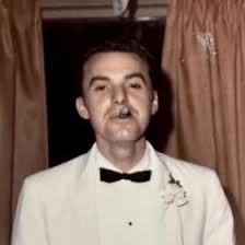 Richard Mallow's Instagram, Twitter & Facebook