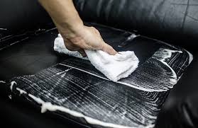 Amatörce temizleme şekli ve ideal sonuç alabileceğiniz bir oto koltuk temizleme yaptık. Deri Koltuk Temizligi Hakkinda Bilinmesi Gereken 10 Sey 0542 644 95 75 Kirmizi Beyaz Koltuk Ve Hali Yikama