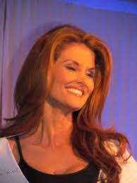 Gina Mclane's Instagram, Twitter & Facebook