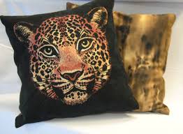 Trova una vasta selezione di cuscini per la decorazione della casa economici su ebay ✓ cuscini per divani e molto altro al miglior prezzo ✓ subito a casa e in tutta sicurezza con ebay! Cuscini D Arredo Glitter Leo Giusti Tessuti
