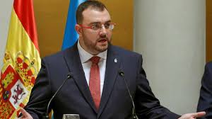 Les 'patates'. El Gobierno asturiano se enreda con el bable