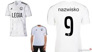 Tak jak w poprzednich sezonach, nowe koszulki legii kontynuują tradycję elki w kółeczku. Koszulka Adidas Legia Warszawa Retro Prezent Krakow Sprzedajemy Pl