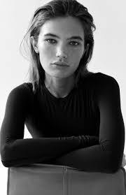 Alyssa Levin's Instagram, Twitter & Facebook