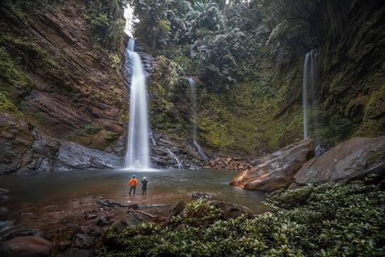 Three Sisters Waterfall