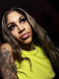 THE EXOTIC LASH SURGEON ✨.