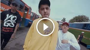Tak hanya itu, selebgram kelahiran surabaya ini juga kerap membagikan foto dirinya mengenakan baju seksi. Kolaborasi Bareng Young Lex Video Klip Lagu Terbaru Kemal Palevi Bikin Netizen Geram Tribun Solo