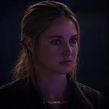 I LOVE HER SM #trisprior #beatriceprior #tris #trisprioredits  #trisprioredit #trispriordivergent #trisdivergent #divergent #allegiant  #insurgent #divergentedit #divergentseries #divergentedits ...
