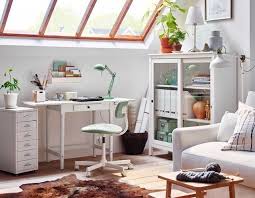 Les Plus Beaux Bureaux Ikea Pas Chers Et Tendance A Shopper Elle Decoration Decor De Bureau A Domicile Petits Bureaux A Domicile Coin Bureau