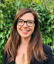 Kristy Buckley's Instagram, Twitter & Facebook