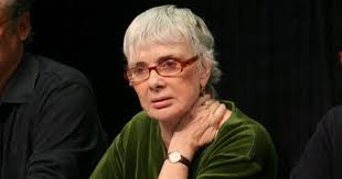 Νέα συλλαλητήρια το απόγευμα στην αθήνα, το παμε σε πείσμα του covid υπάρχουν και καλά νέα θα αρχίσω σήμερα με μια σειρά από θετικές ειδήσεις σε. Menoyme Spiti 3enia Kalogeropoyloy To Oti De Blepw Einai Xeirotero Politismos Eidhseis