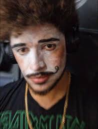 Essa semana de apresentações me mostrou que a vida de ator é muito boa. O  teatro traz conexões sinceras, com pessoas que estão na mesma sintonia,  buscando se aprimorar na arte. Obrigado por tanto! Me ...