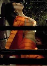 Madhuri dixit bollywood yesteryear film actress hot navel kiss clip hd caps movie starring anil kapoor. Madhuri Dixit Bollywood Actress Beta S5 Hot Navel Kiss Hd Caps Indiancelebblog Com