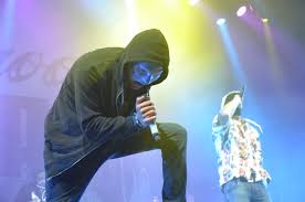 1 reception 2 music video 3 lyrics 4 personnel 5 trivia the single was met with mixed reviews, some calling it a fun party track while others criticized its poor lyrics. Hollywood Undead Wikipedia
