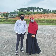 Harris ricis main tik tok bareng uwuwmoment harcis riaricis harrisvriza. Pernah Di Hati Ria Ricis Adu Pesona Harris Vriza Vs Reza Surya