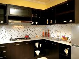 11 Inspirasi Keramik Dapur Yang Dipasang Di Dinding Motifnya Artistik