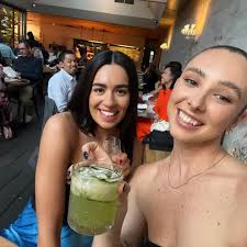 Elly Thompson (@_ellythompson) • Instagram photos and videos