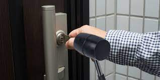 Of all the things that technology has afforded us, the garage door opener might be one of the most underrated technologies. 6 Ways To Unlock A Door Without A Key