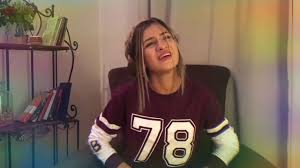 Feride Hilal Akin Gozlerimi Kapatsam 2017 Hd Ses Kalitesi Youtube