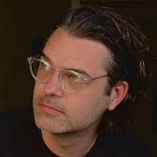 Lizzy Riley (@simply.lizzy) • Threads, Say more